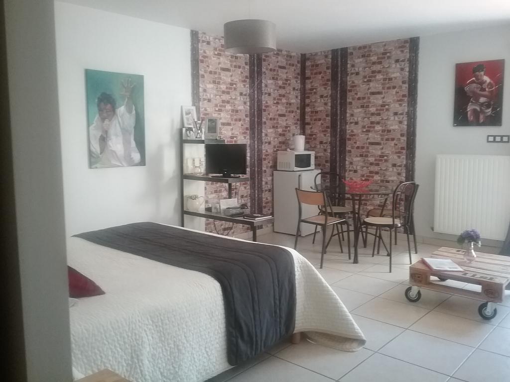 Villa Monplaisir Latrape Eksteriør billede